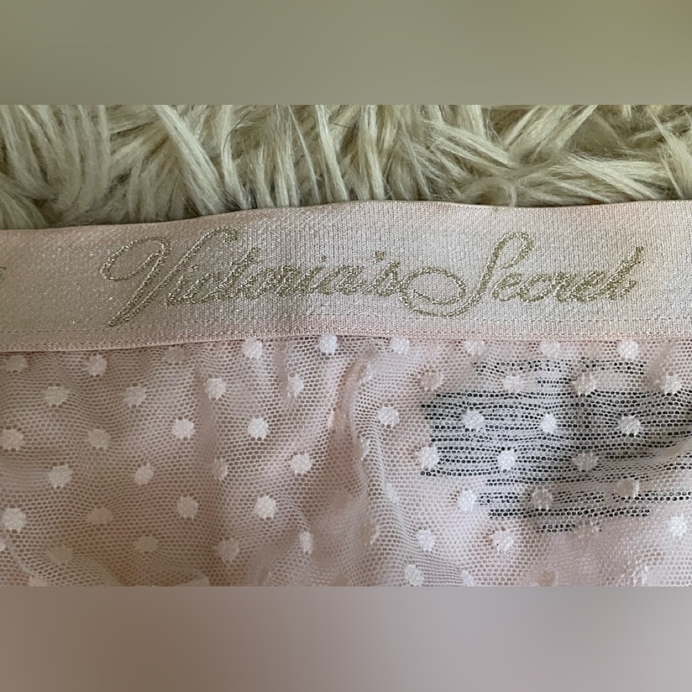 NWOT Victoria’s Secret 3 Hipster Panties! - Picture 8 of 16